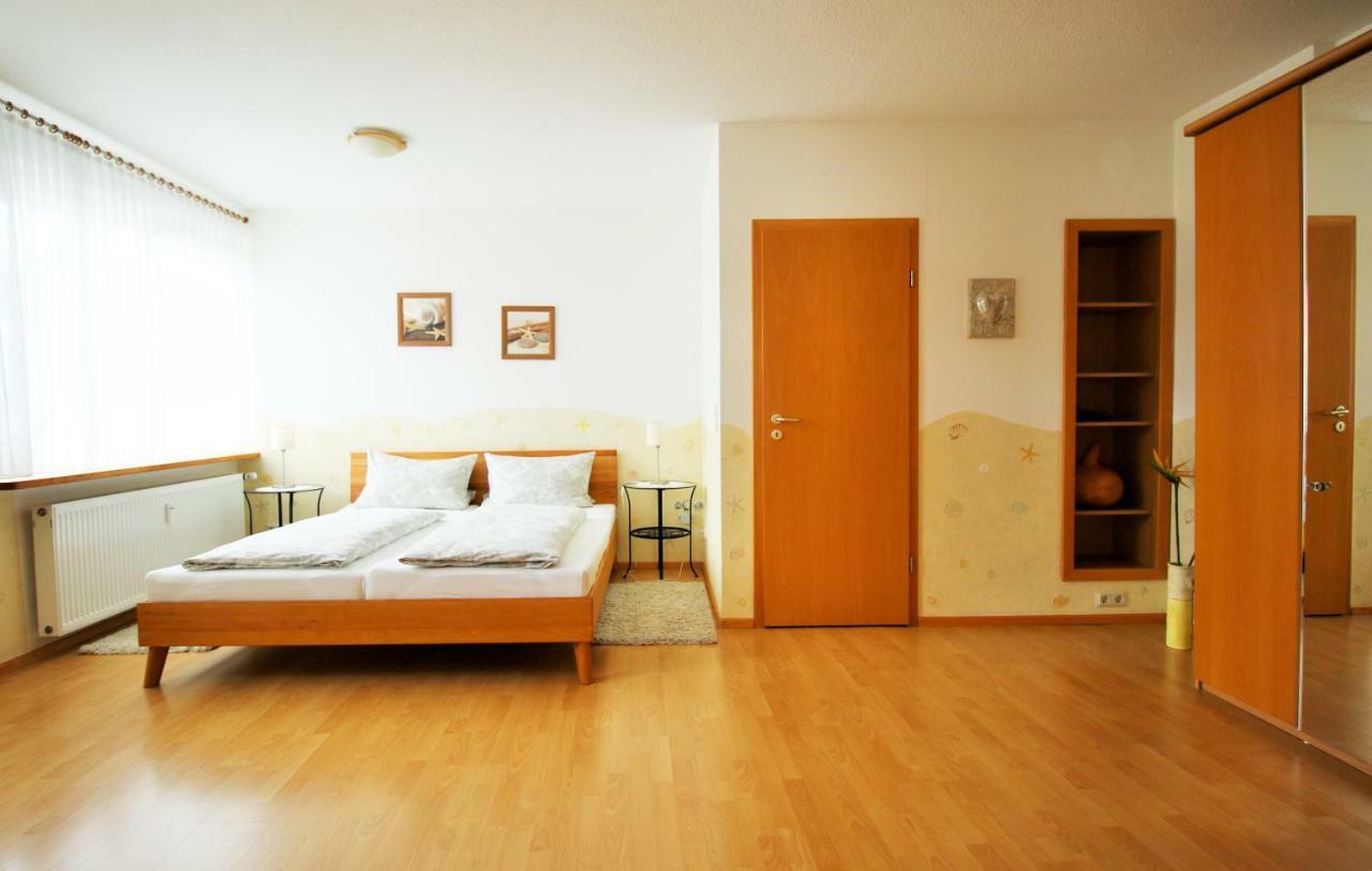 Fewo Spiaggia - Gaestehaus Koen Цельтінґен-Рахтіґ Екстер'єр фото