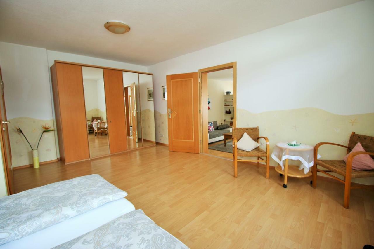 Fewo Spiaggia - Gaestehaus Koen Цельтінґен-Рахтіґ Екстер'єр фото